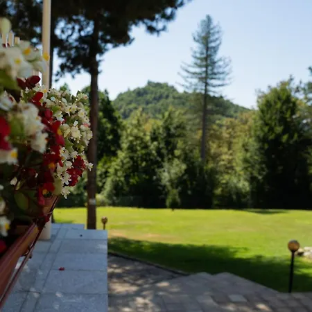 Хотел велиста